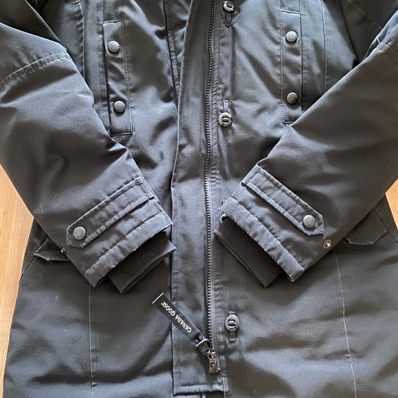 Canada Goose Authentic Kensington Jacket - Picture 10 of 13